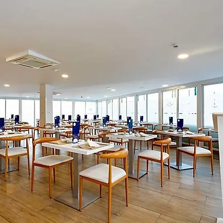 Globales Costa Tropical Hotel 3*