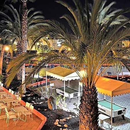 Globales Costa Tropical Hotel 3*